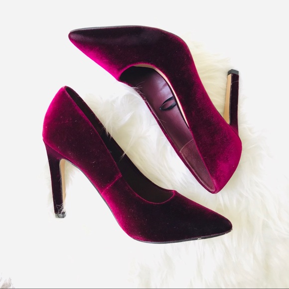 Forever 21 Shoes - Forever 21 Maroon Velour Heels Pumps Size 5.5
